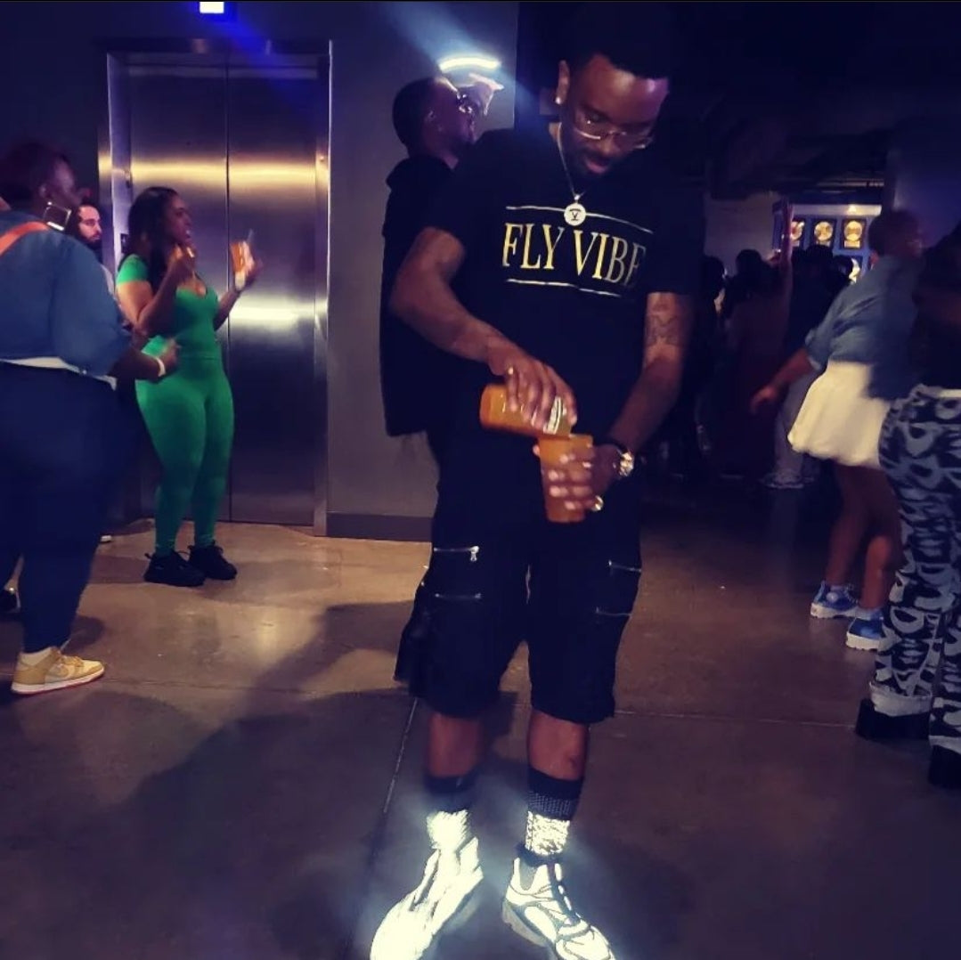 Fly Vibe Award Shirt - Blackberry/Trophy Gold