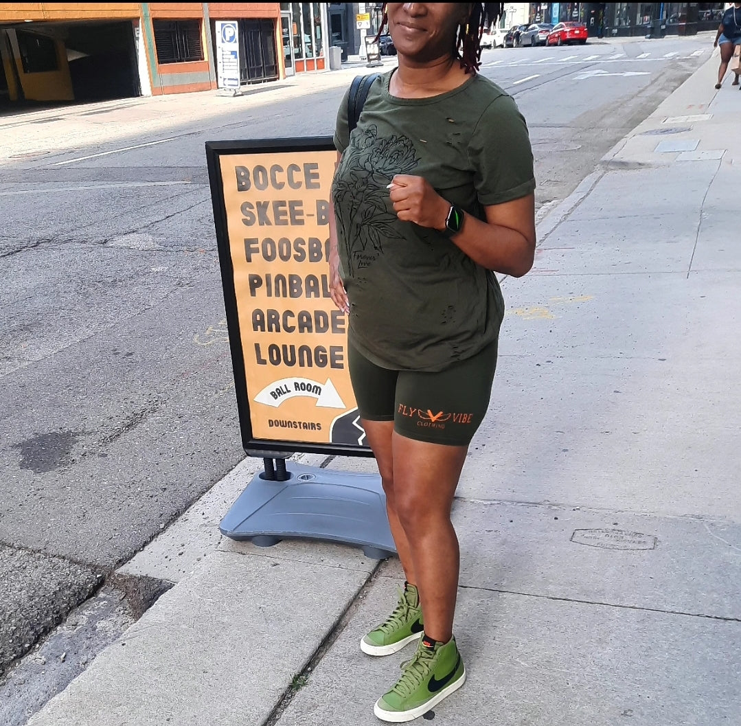 Fly Vibe Extra Soft Legging Shorts - Pine/Orange
